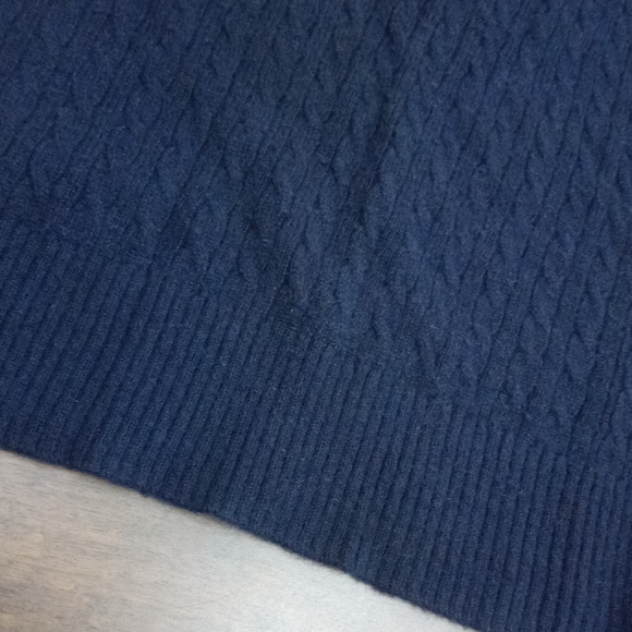 Soft Warm Cable Braided Knit Long Sleeve Sweater Top - Picture 3 of 11